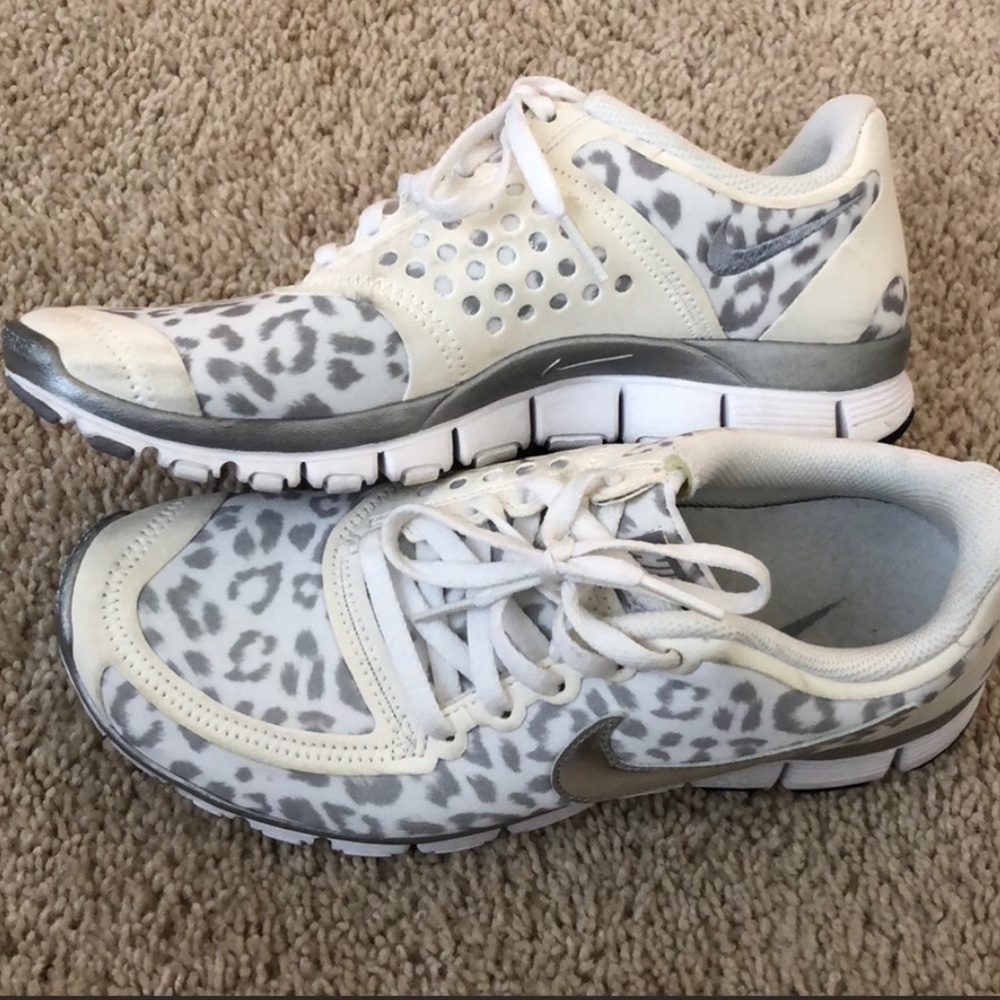 Nike 5.0 white cheetah print - rare!